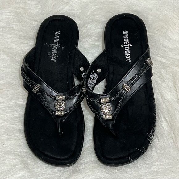 Minnetonka Women's‎ Silverthorne 360 Sandal Flip Flops -- 7 - Picture 3 of 10